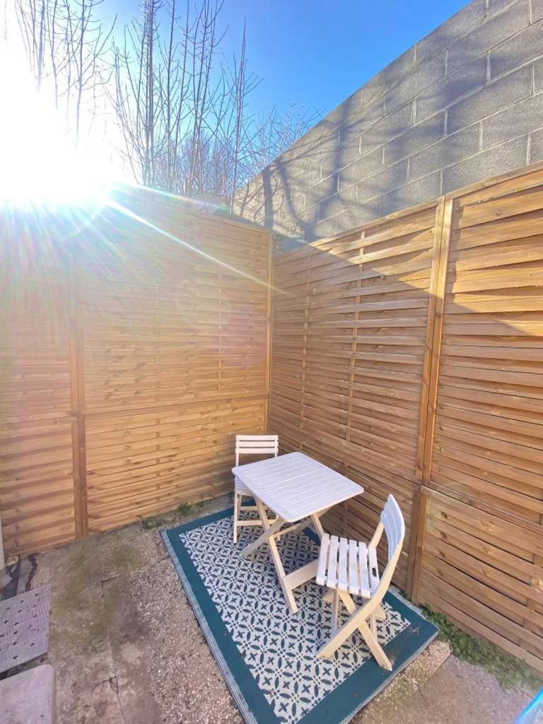 Gite Le Charme Citadin 55 M² Avec Exterieur Valenciennes Eksteriør billede