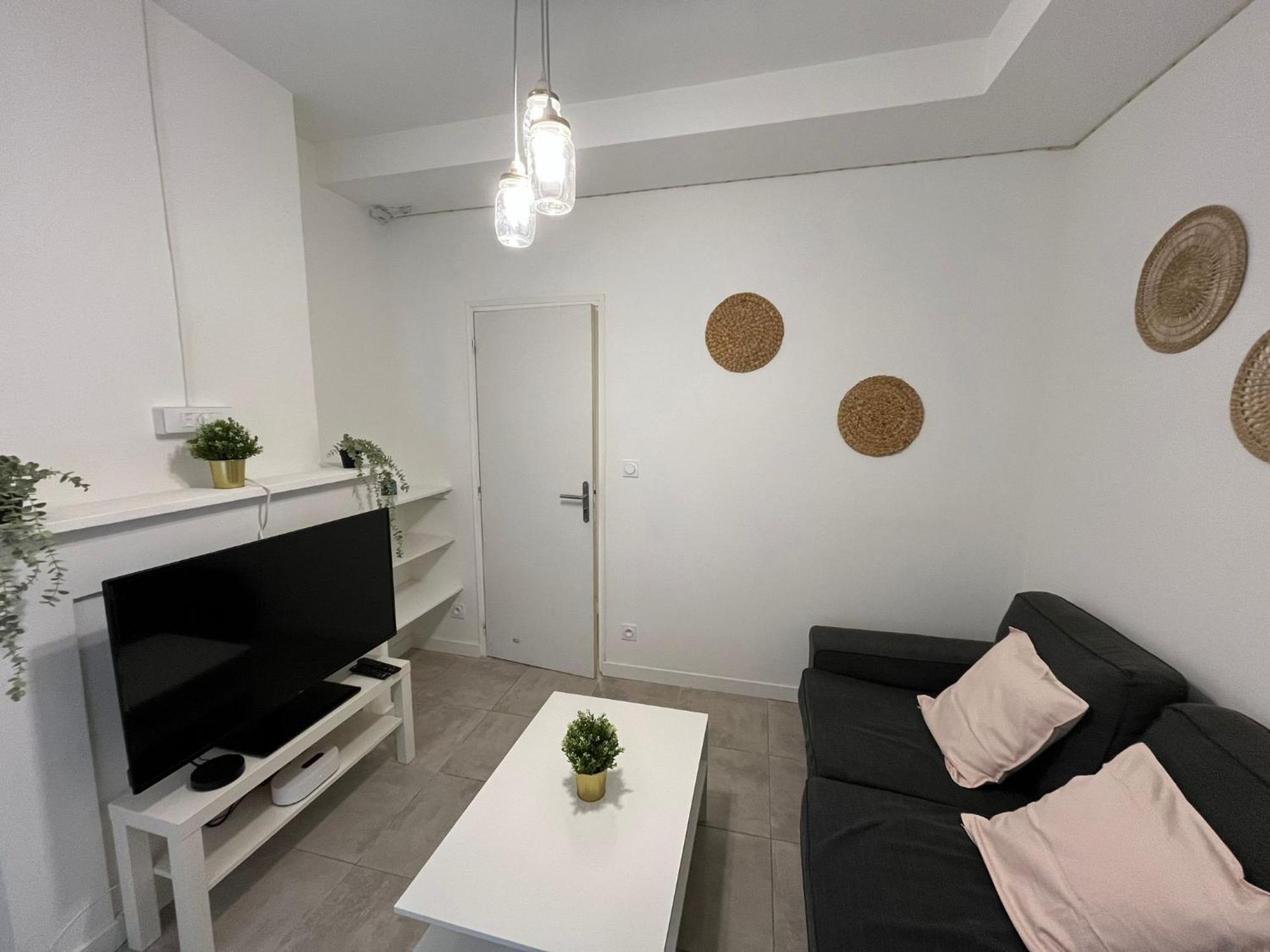 Gite Le Charme Citadin 55 M² Avec Exterieur Valenciennes Eksteriør billede