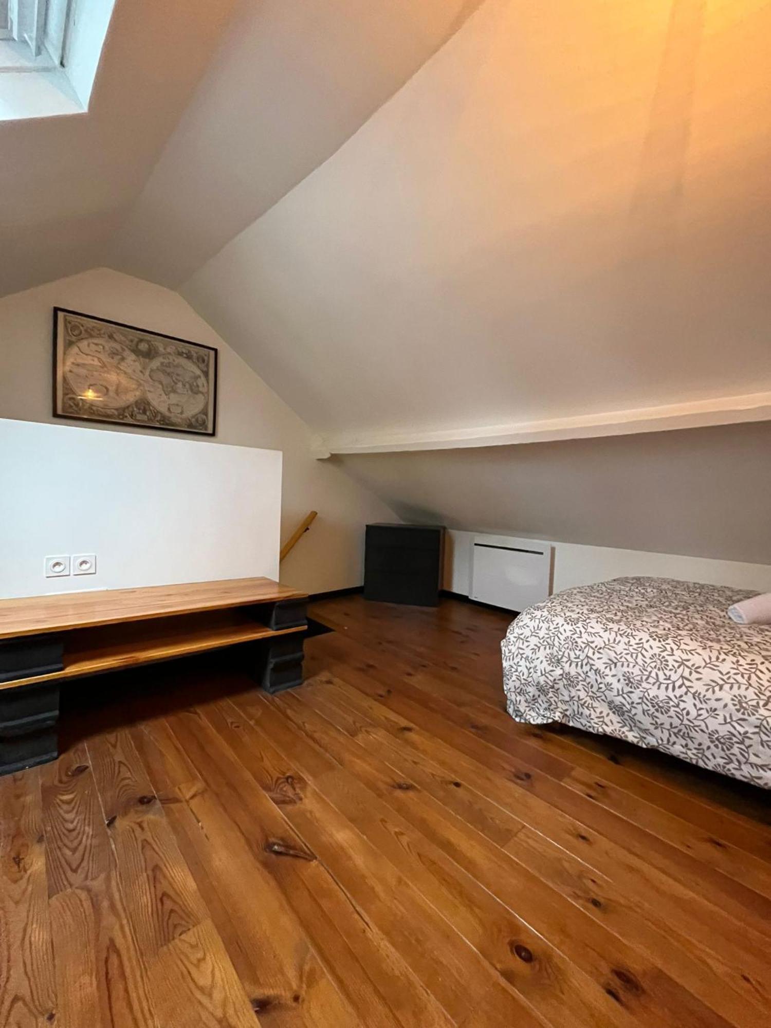 Gite Le Charme Citadin 55 M² Avec Exterieur Valenciennes Eksteriør billede